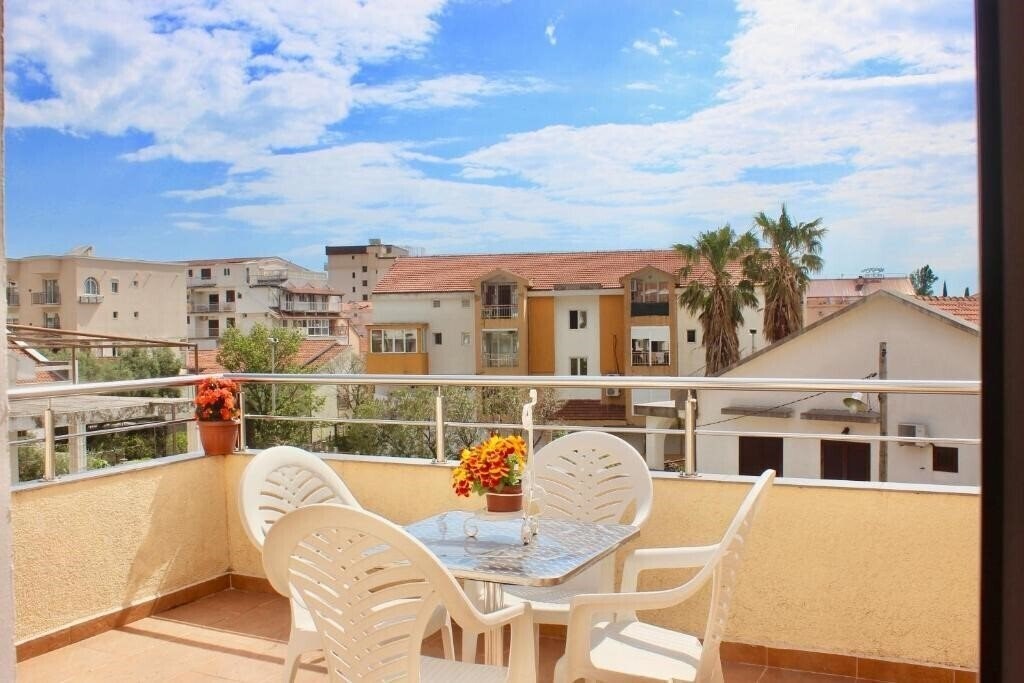 Hotel Nir Apartment 3*