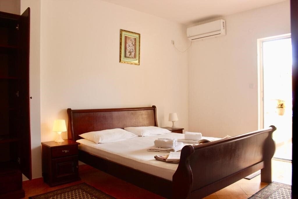 Obraz Nir Apartment 3*
