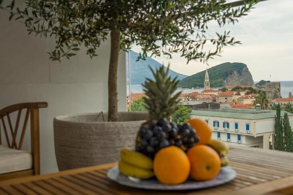 Zdjęcie Leona Residences Apartment 4*