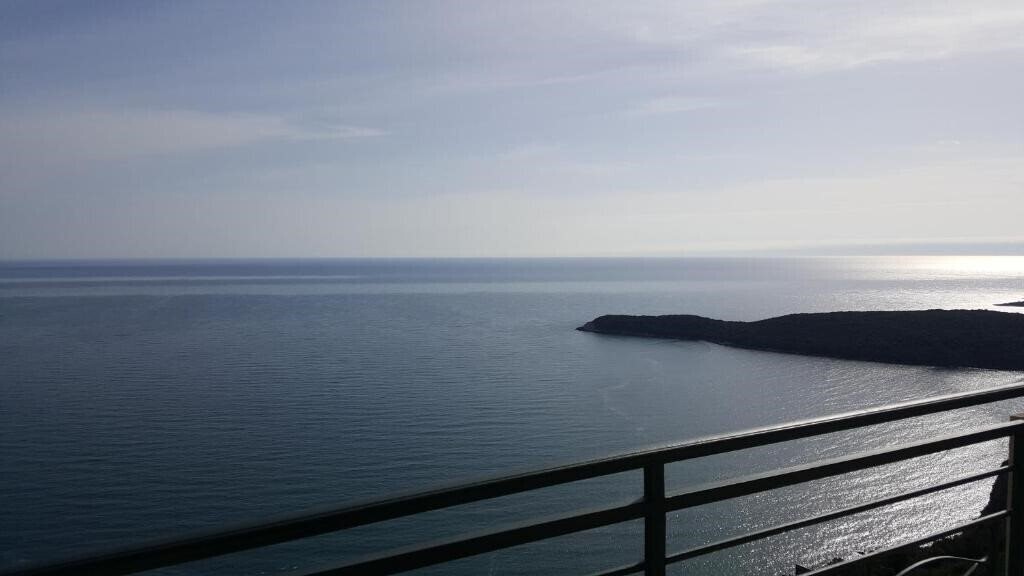 Zdjęcie Light House Budva 3*