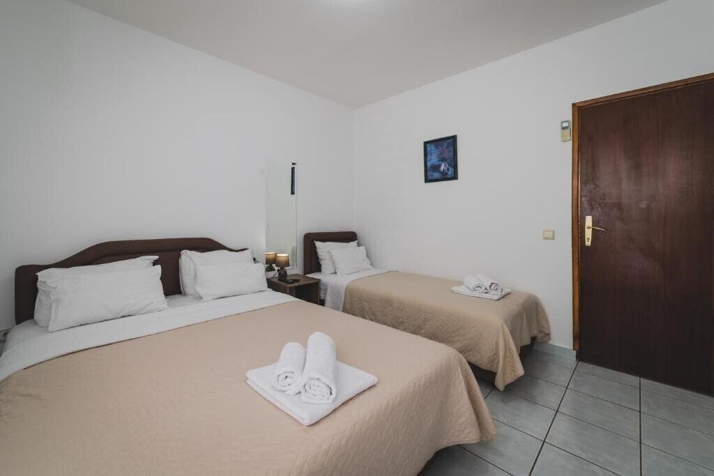 Hotel Villa Memidz 3*