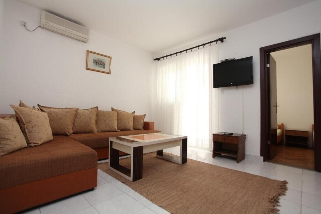 Zdjęcie Villa Memidz 3*