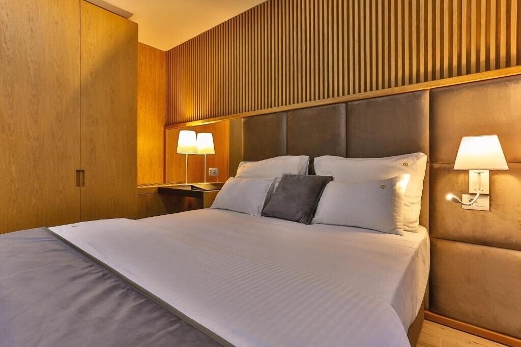 Zdjęcia Dvor Kornic 3*