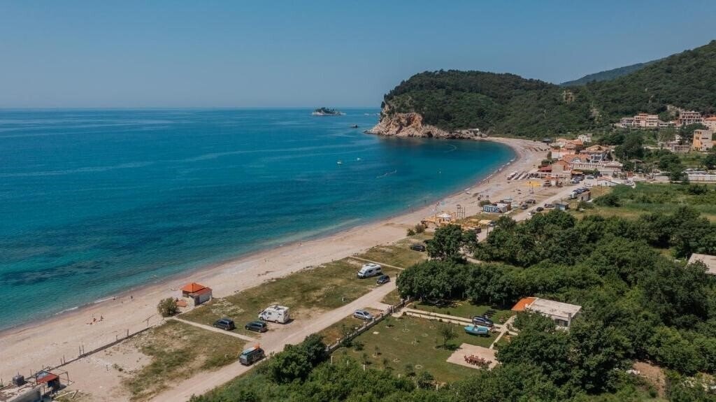 Отель Holiday Home Sea 3*