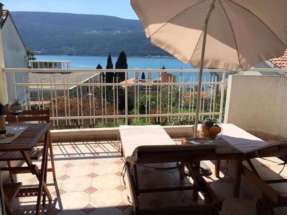 Hotel Villa Poznanovic 4*