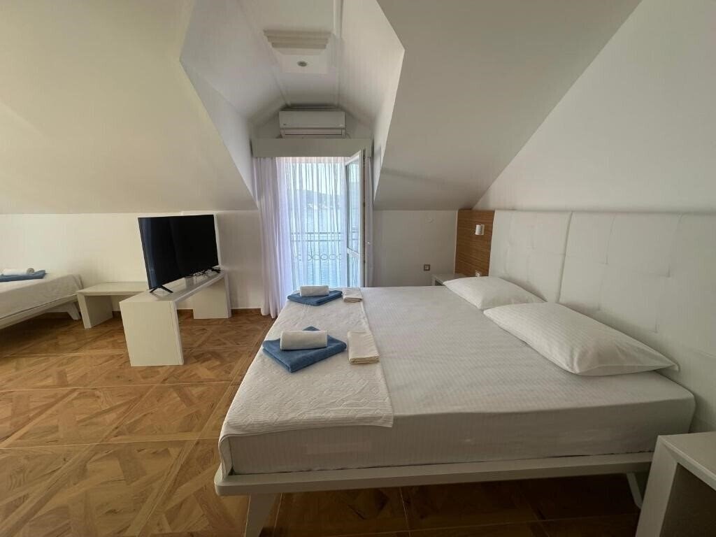 Zdjęcia Hotel RR 3*