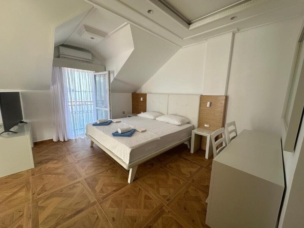 Zdjęcie Hotel RR 3*