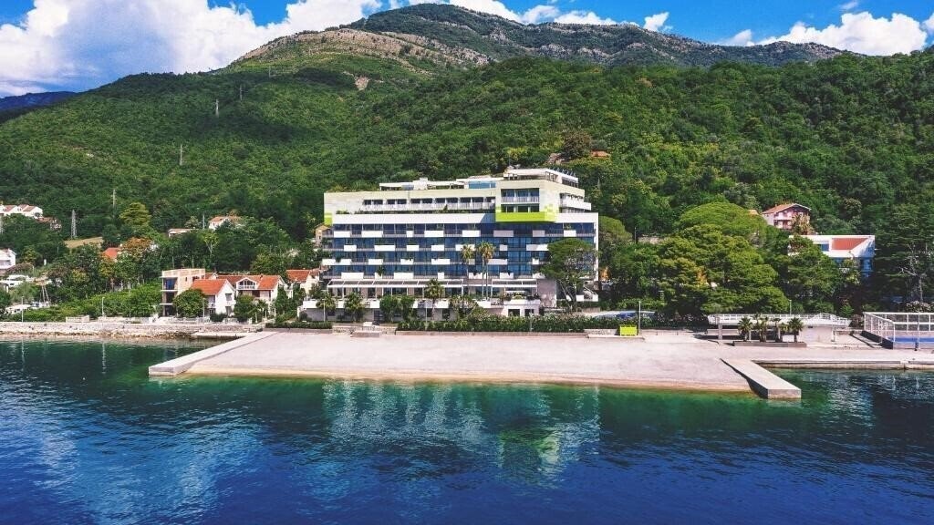 Obraz Carine Hotel Park (ex. Carine Park, Park Bijela, Carine Hotel Park Bijela, Iberostar Bijela Park) 4*