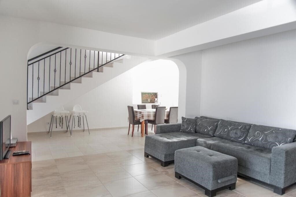 Zdjęcie Villa Aleksandar Hotel 4*