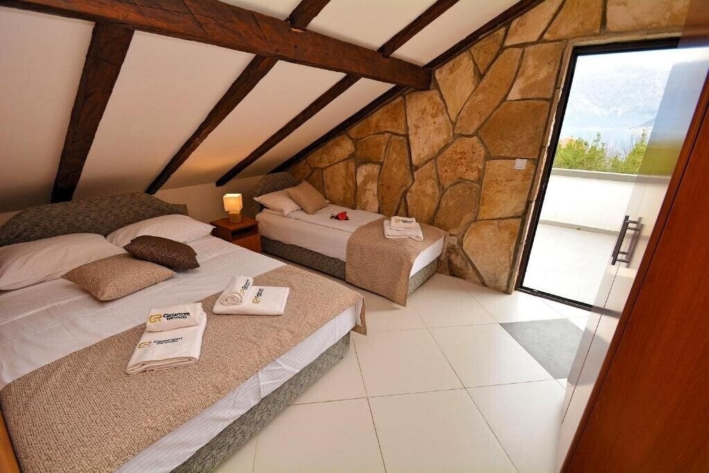 Zdjęcie Villa Cattaroom 3*