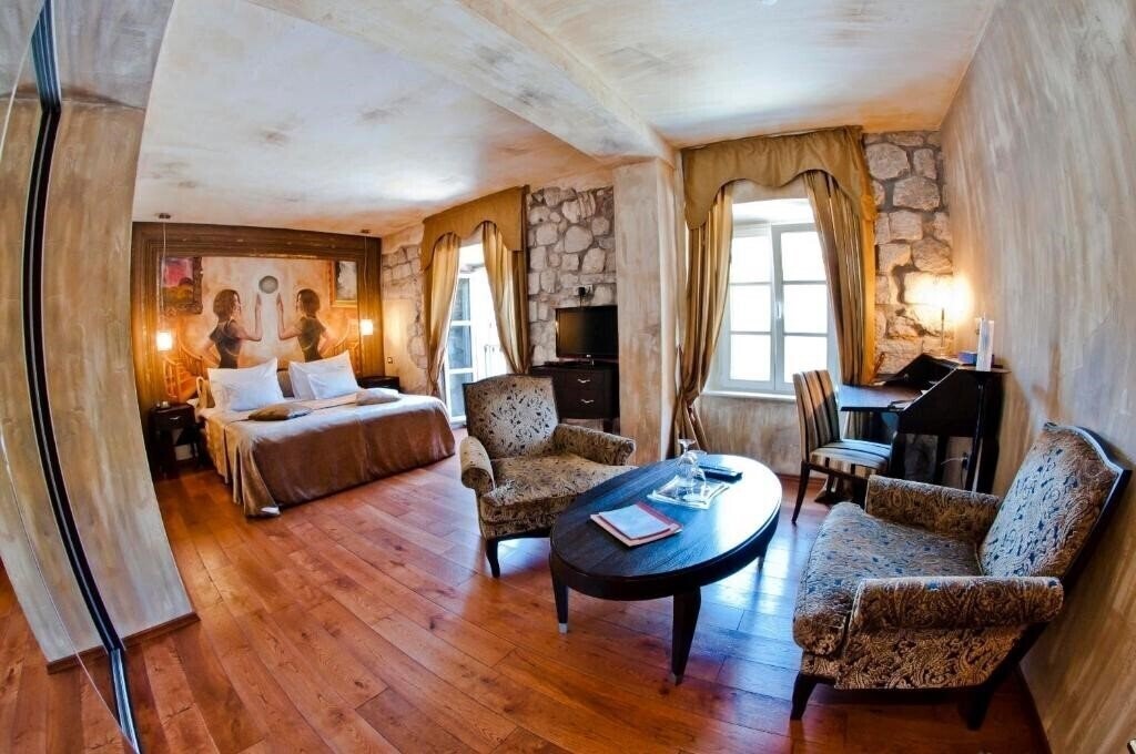 Zdjęcia Astoria Kotor 4*