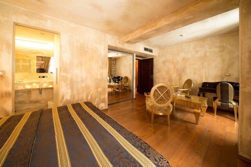 Zdjęcie Astoria Kotor 4*