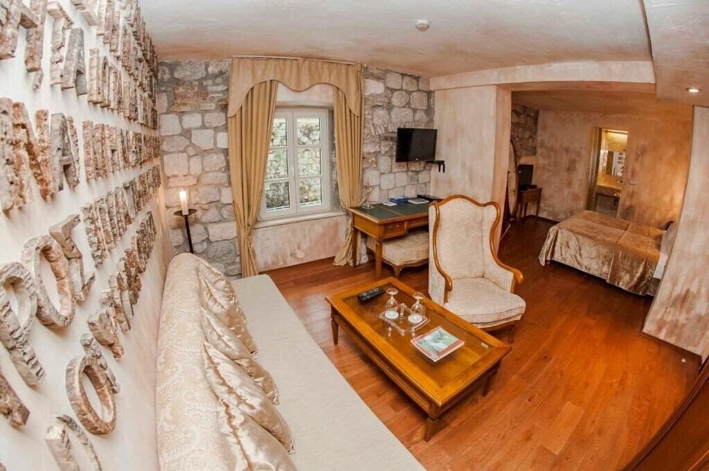 Obraz Astoria Kotor 4*