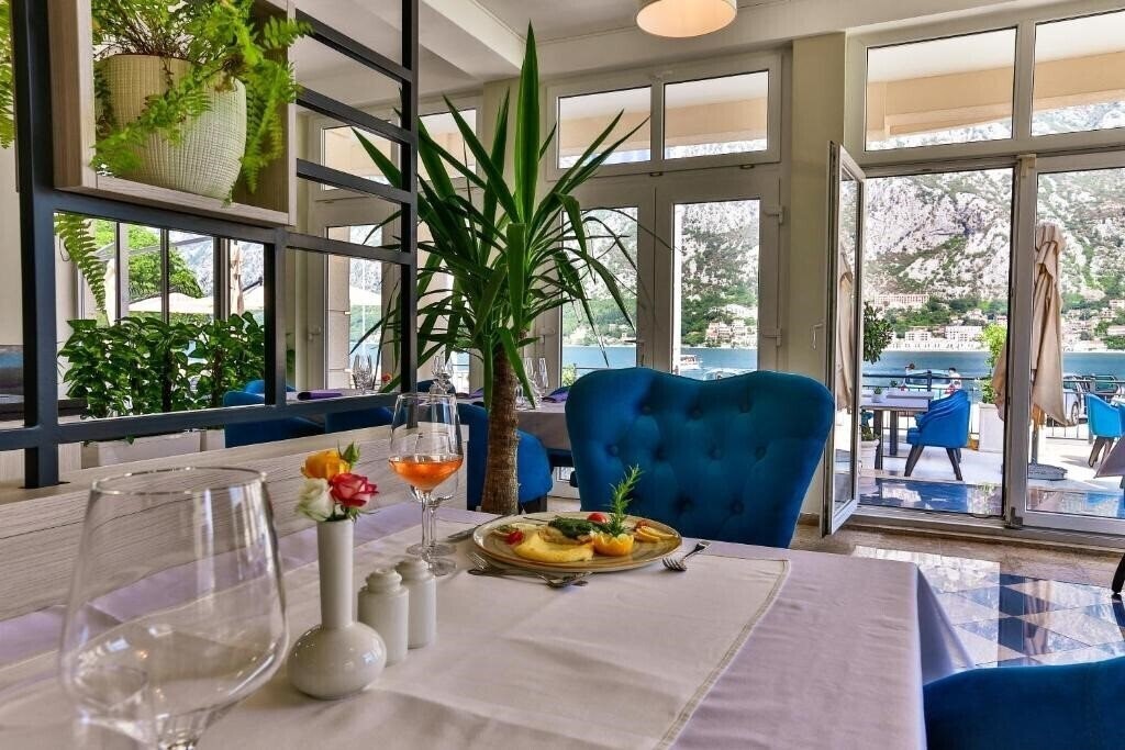 Hotel Montebay Perla 3*