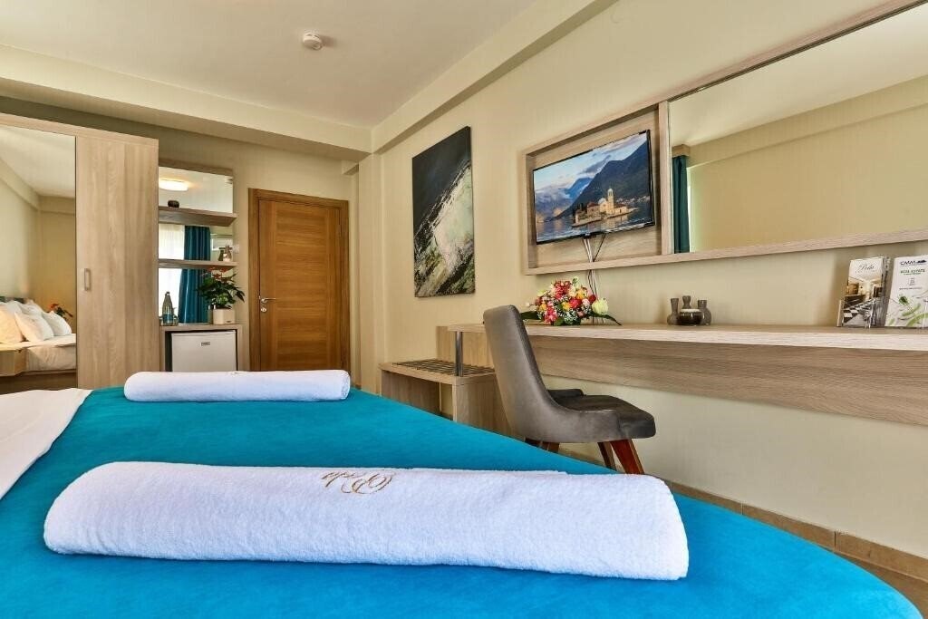 Zdjęcie Montebay Perla 3*