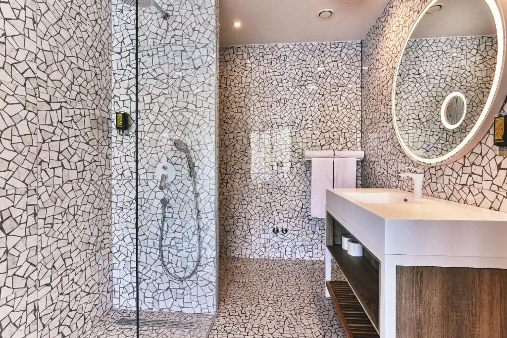 Zdjęcie Carine Hotel Kumbor Superior (ex. Iberostar Selection Kumbor) 4*