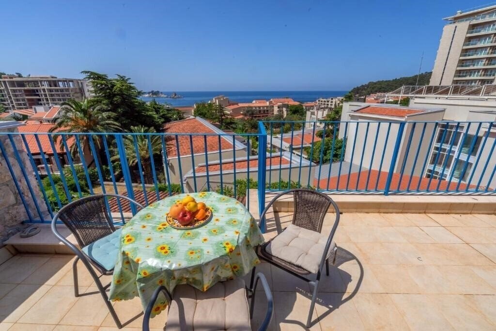 Hotel Villa Altomare 3*