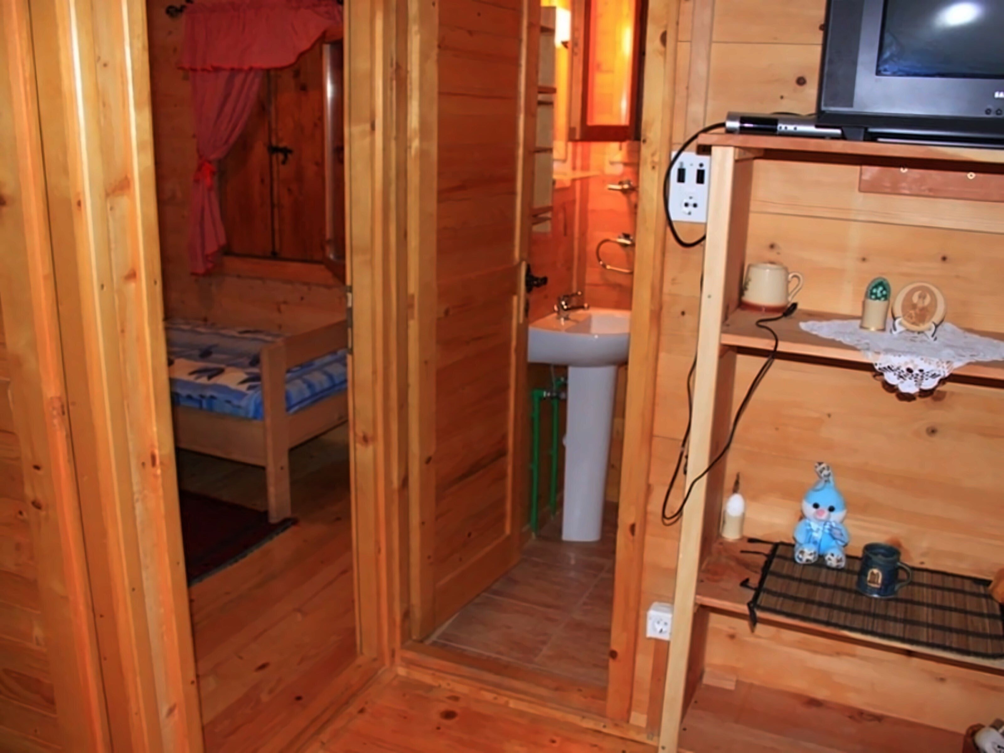 Zdjęcie Eco House Buljarica 4*