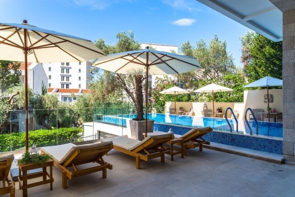 Фотографія Amfora Petrovac 4*