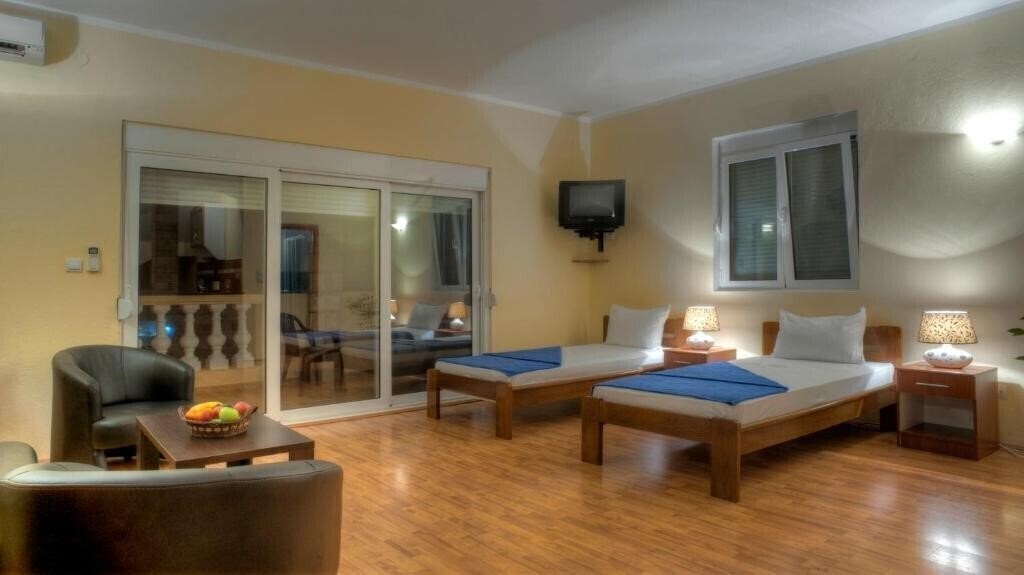 Zdjęcie Castellamare Coast Residence 3*