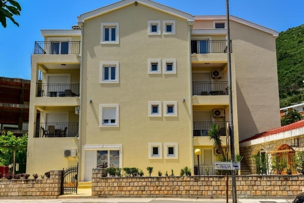 Hotel Kopitovic App 3*