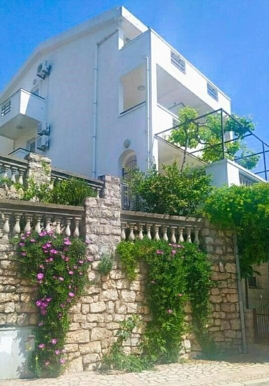 Hotel Jovanovic Apartmani 3*
