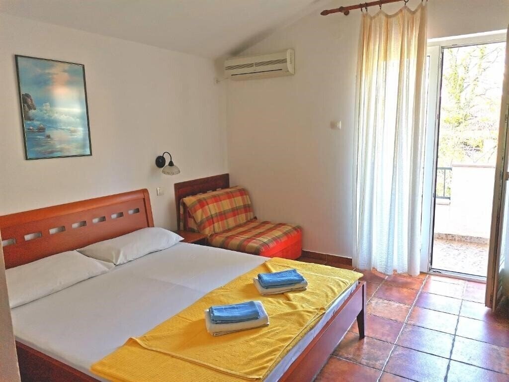 Отель Villa Maris 3*