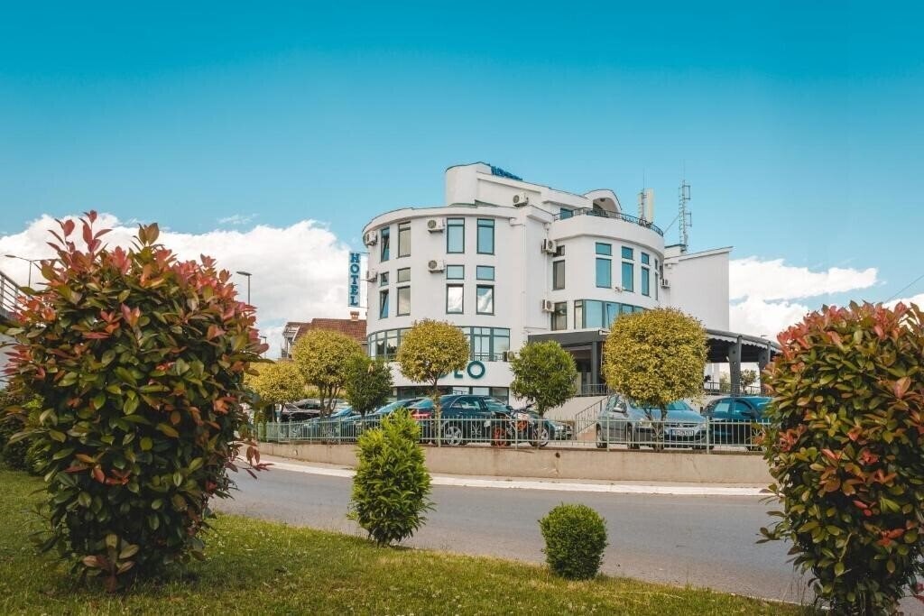 Отель Hotel Keto 3*