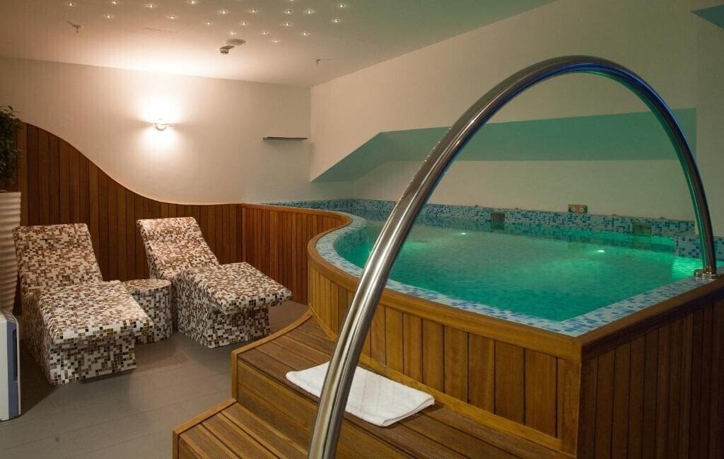 Отель Hotel Aurel 4*