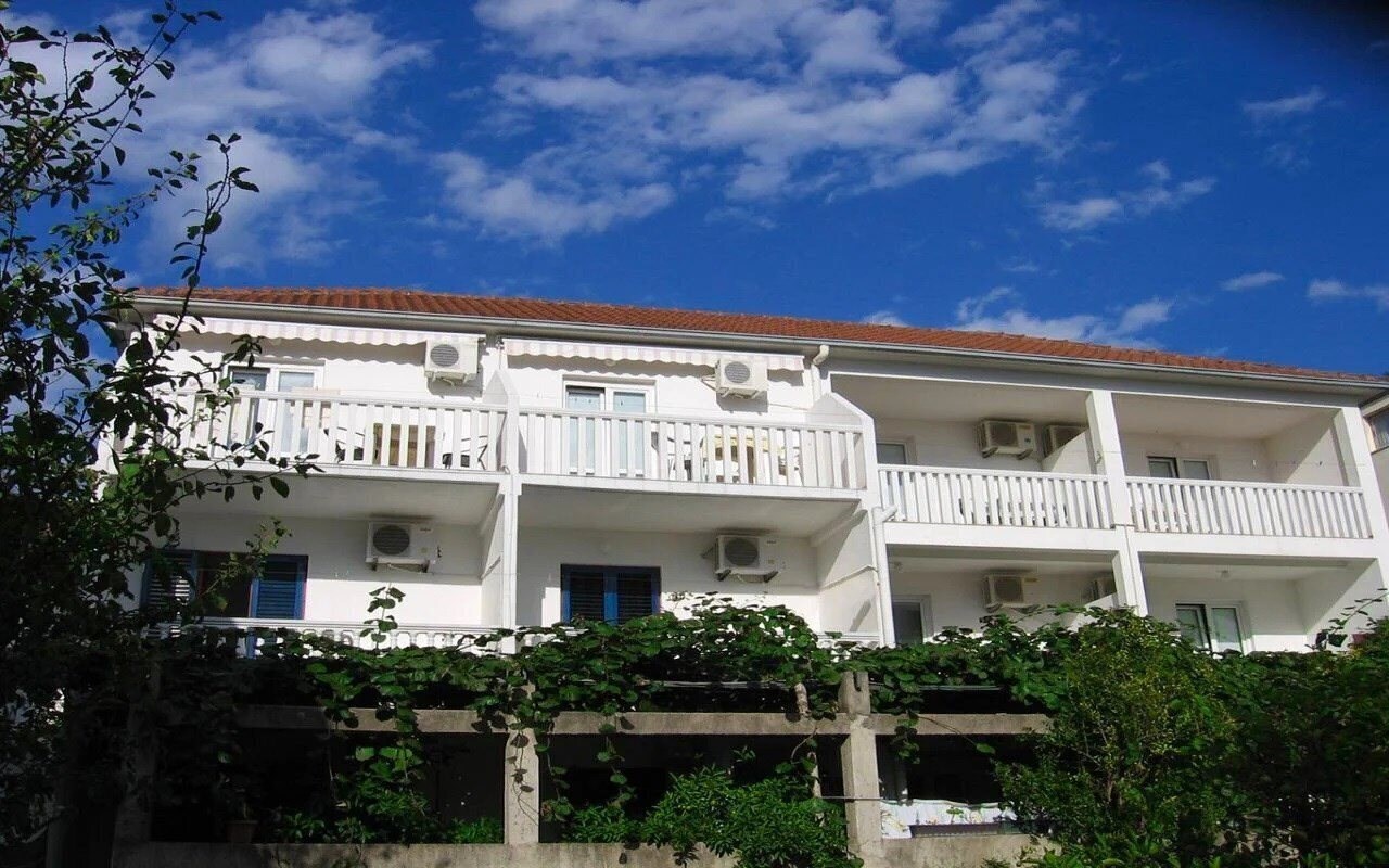 Готель Apartments Bonaca 3*