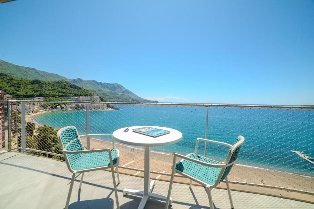 Zdjęcie Ponta Plaza Hotel & SPA 4*