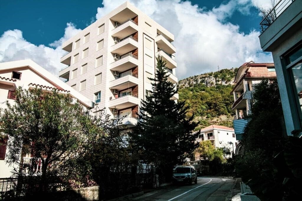 Hotel LM Residence 3*