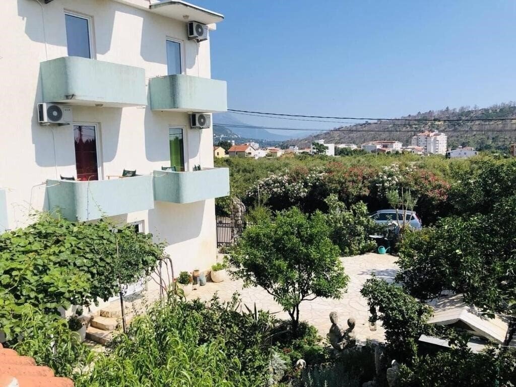 Hotel Pansion Casa Bianca 2*