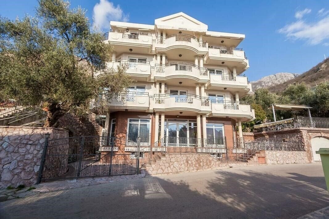 Hotel Kruna Villa 3*