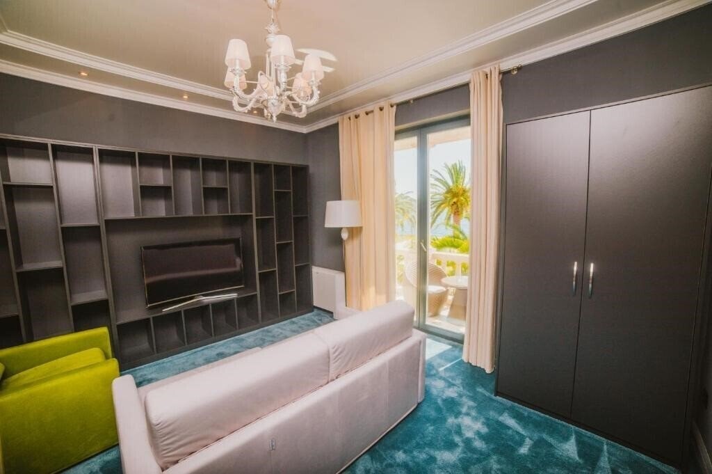 Зображення Primavera 4*