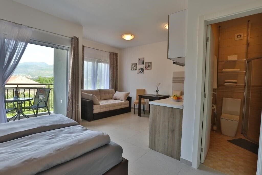 Zdjęcie Kristina Rooms & Apartments 5*