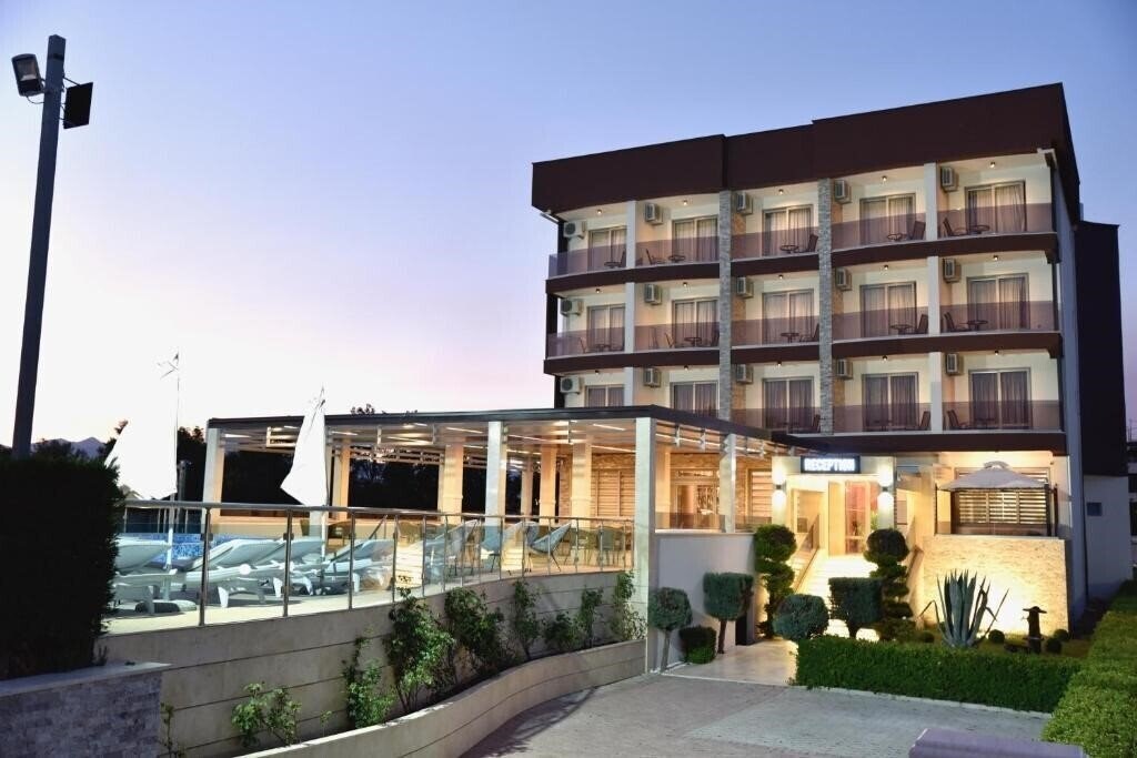 Zdjęcie Lion Villa 4*