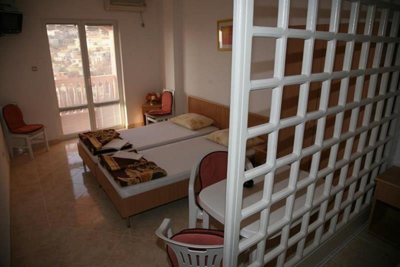 Фотография Omega Apartments апартаменты