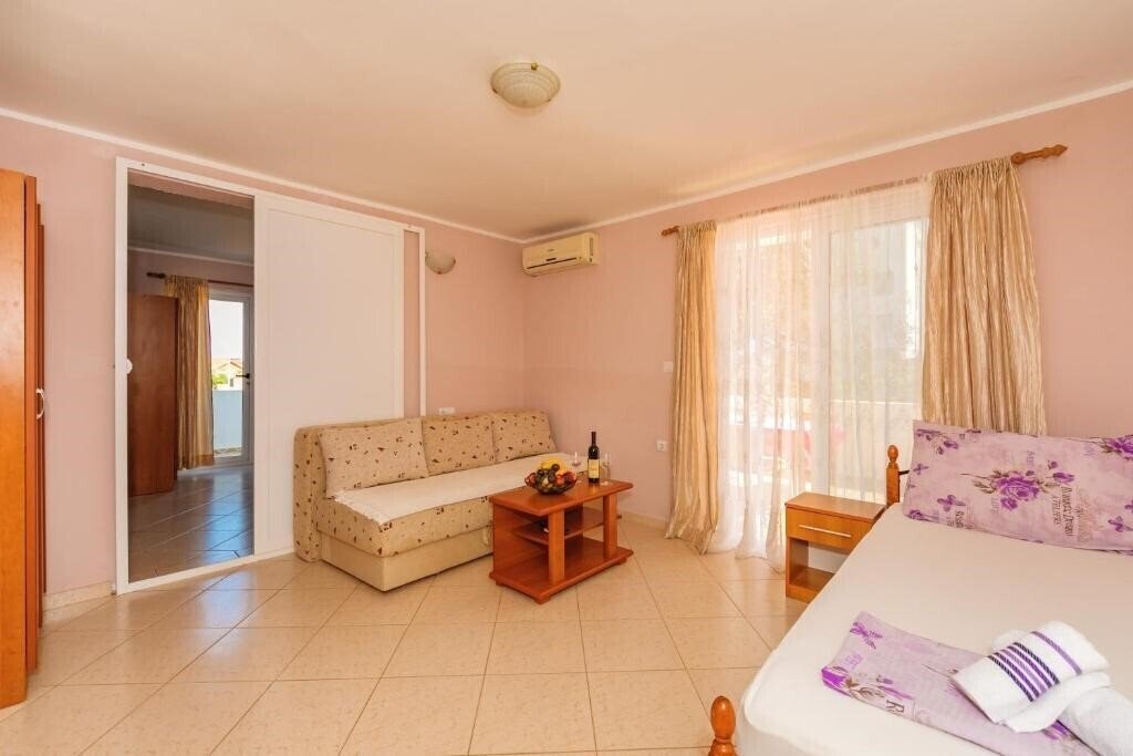 Фото Guest House Edita 3*