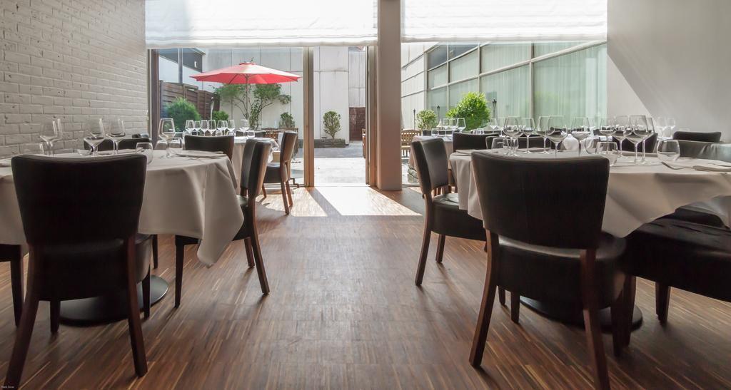 Фотографія Quality Hotel Airport Dan 3*