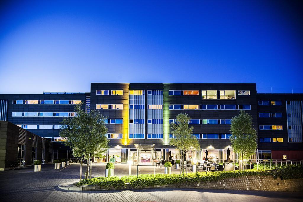 Готель First Hotel Copenhagen (Former Clarion Copenhagen) 4*