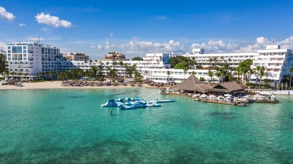 Фото Be Live Experience Hamaca Beach 4*