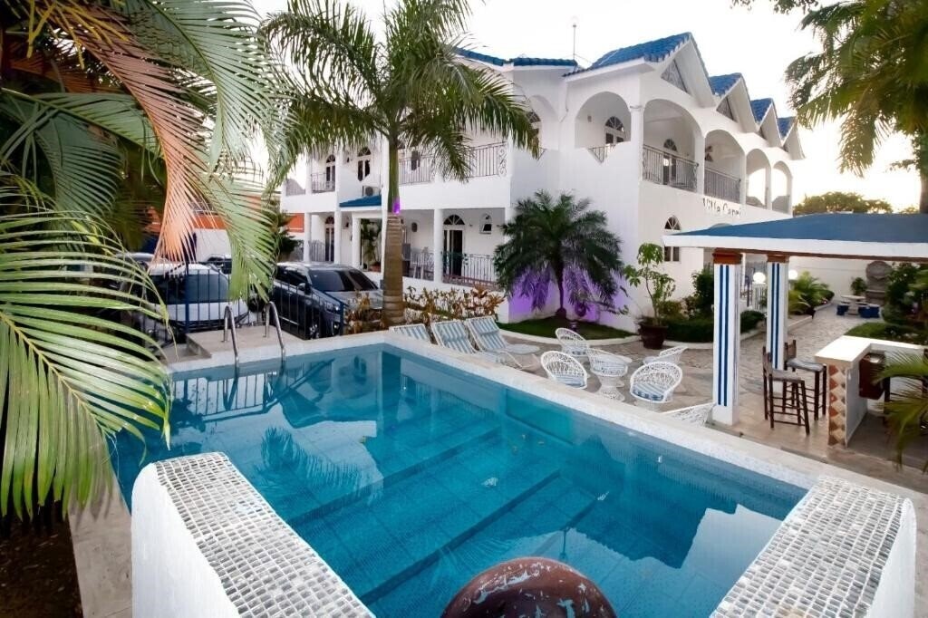 Zdjęcie Villa Capri (ex. Villa Capri Salon & SPA, Apartahotel Villa Capri) 3*
