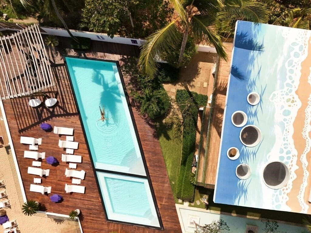 Hotel Ultravioleta Boutique Residences 4*