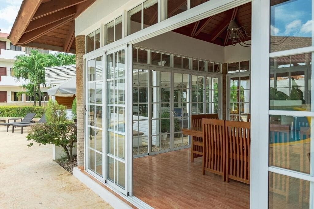 Zdjęcie Hostal Silvestre 2*