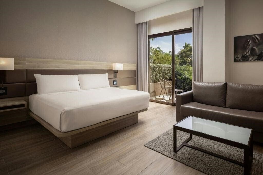 Фото AC Hotel by Marriott Punta Cana 4*