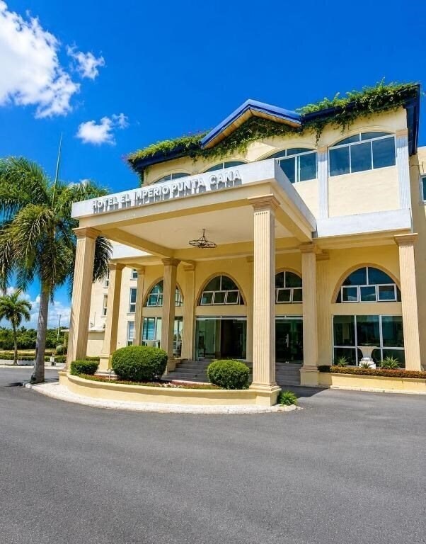Отель Hotel El Imperio Punta Cana 2*