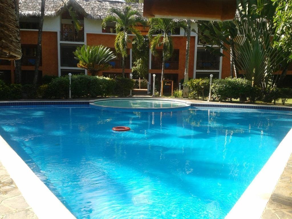 Zdjęcie Residencial Del Paseo 3*