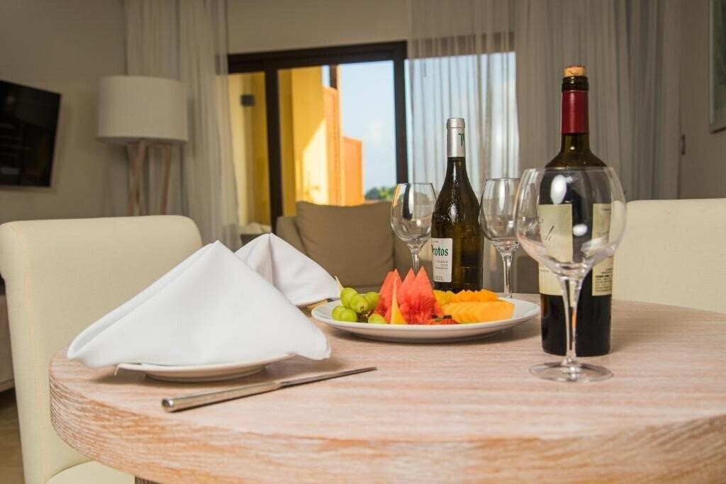 Зображення Hacienda Samana Bay Hotel & Residences 5*