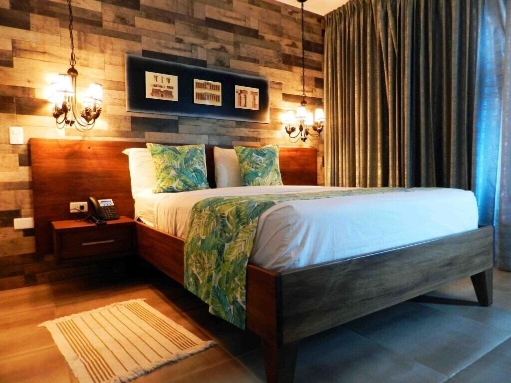 Zdjęcia Mon Hotel Boutique + 3*